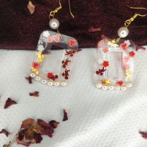 pearl resin earring